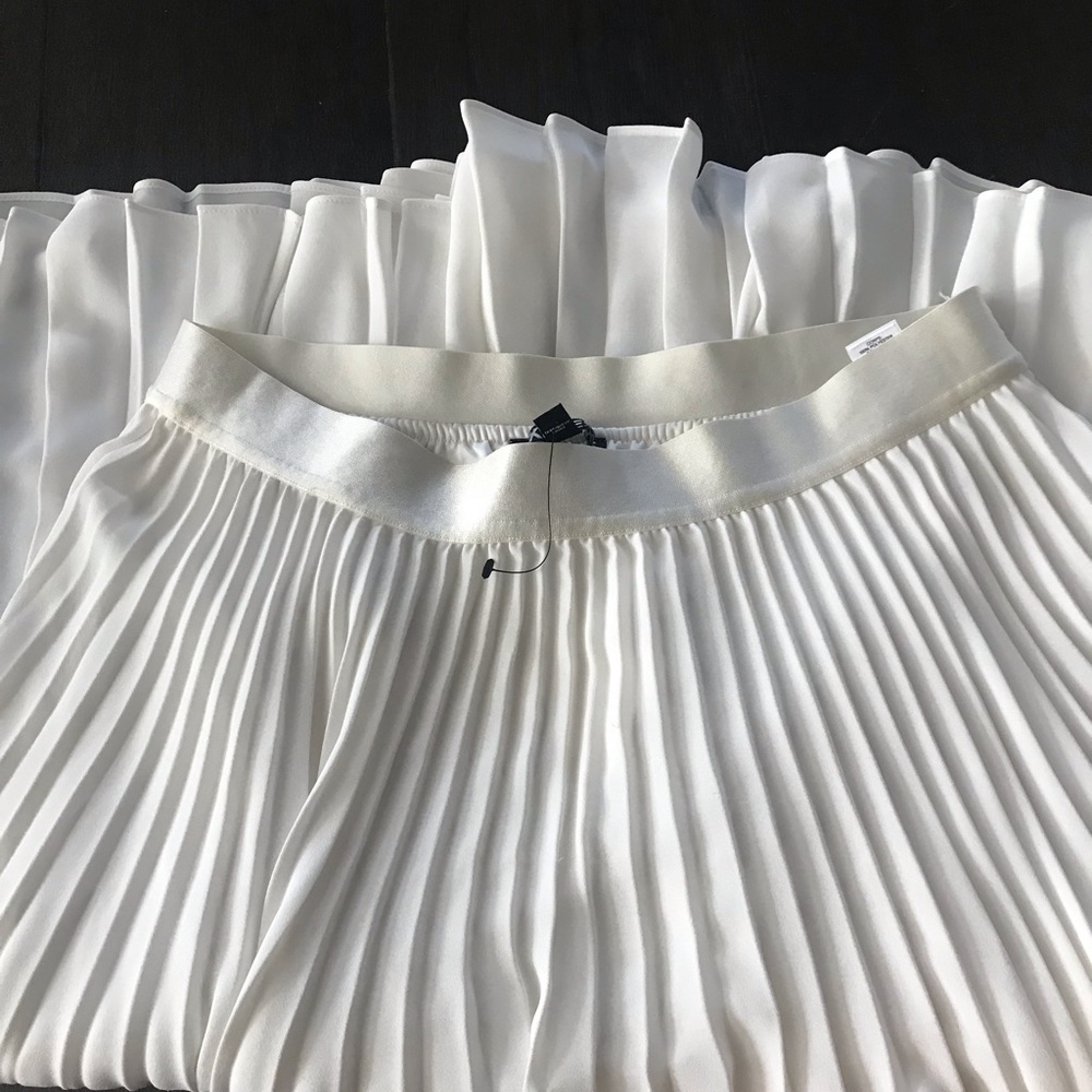 👄Express pleated skirt